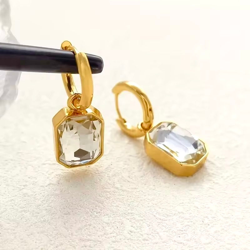 Isabella Earrings 18k Gold Anti Tarnish