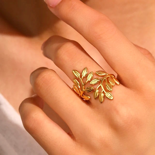 Flora Rings 18k Gold Anti Tarnish – SASSYNESS - Main Image