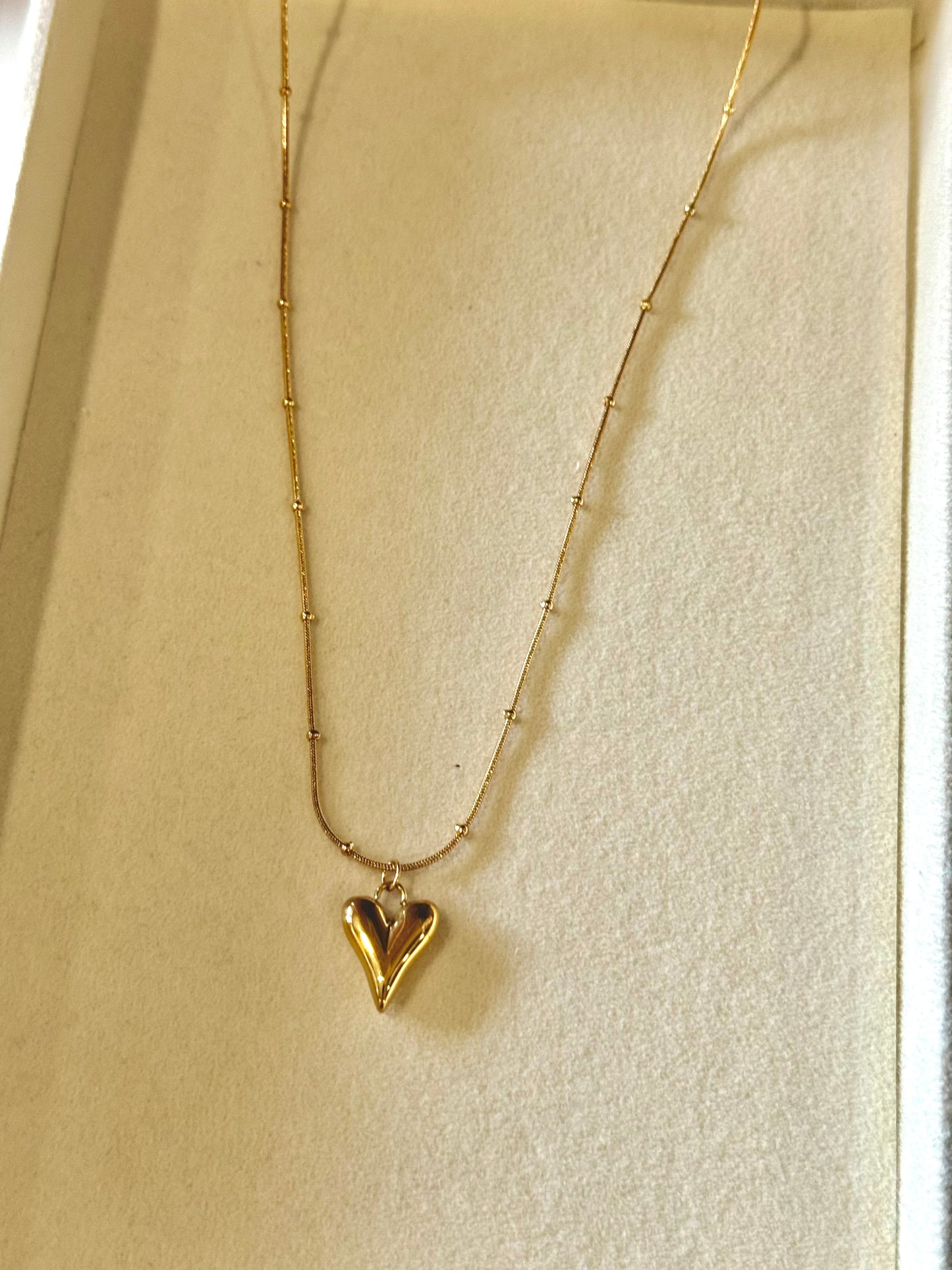 Ava Heart Necklace Earrings Set Anti Tarnish