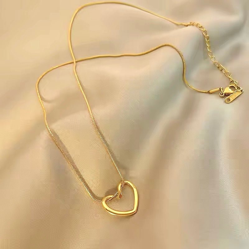 Autumn heart Necklace 18k Gold Anti Tarnish - SASSYNESS