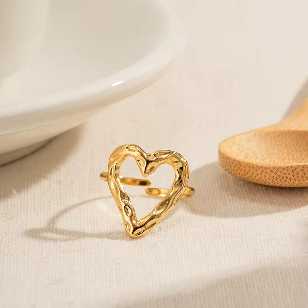 Wavey heart Ring 18k Gold Anti Tarnish