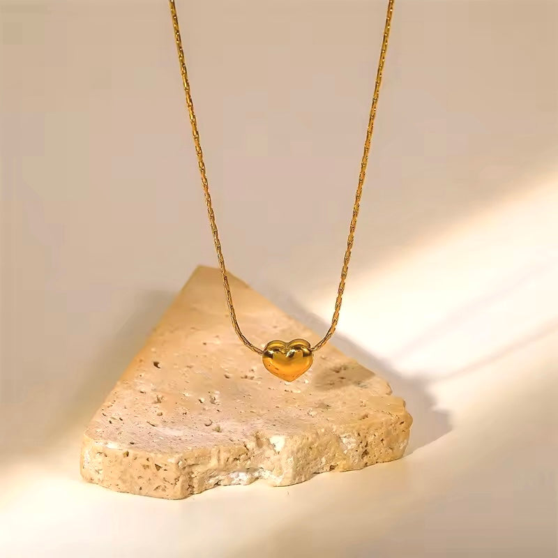 Tiny heart Necklace 18k Gold Anti Tarnish