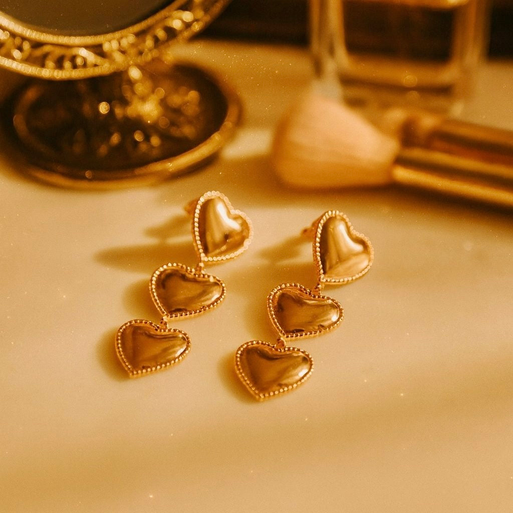 Gisele Heart dangling earrings