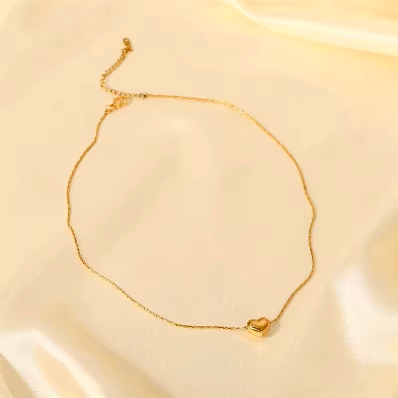 Tiny heart Necklace 18k Gold Anti Tarnish