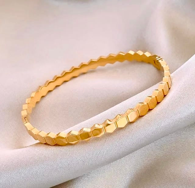 Merida Bracelet 18k Gold Anti Tarnish