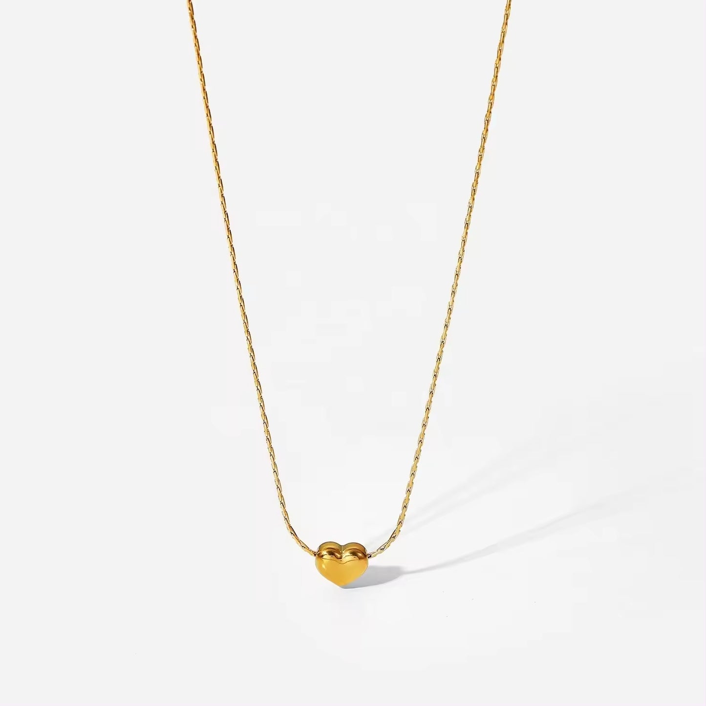 Tiny heart Necklace 18k Gold Anti Tarnish