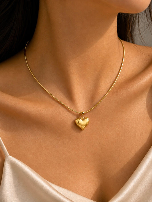 Heart chokker Necklace 18k Gold Anti Tarnish