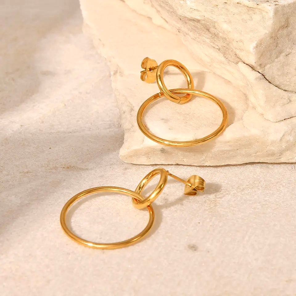 Grace dangling Earrings 18k Gold Anti Tarnish