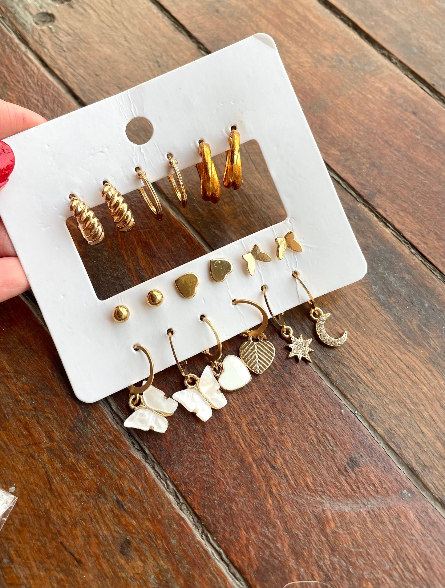 Buttercup Earrings set of 10