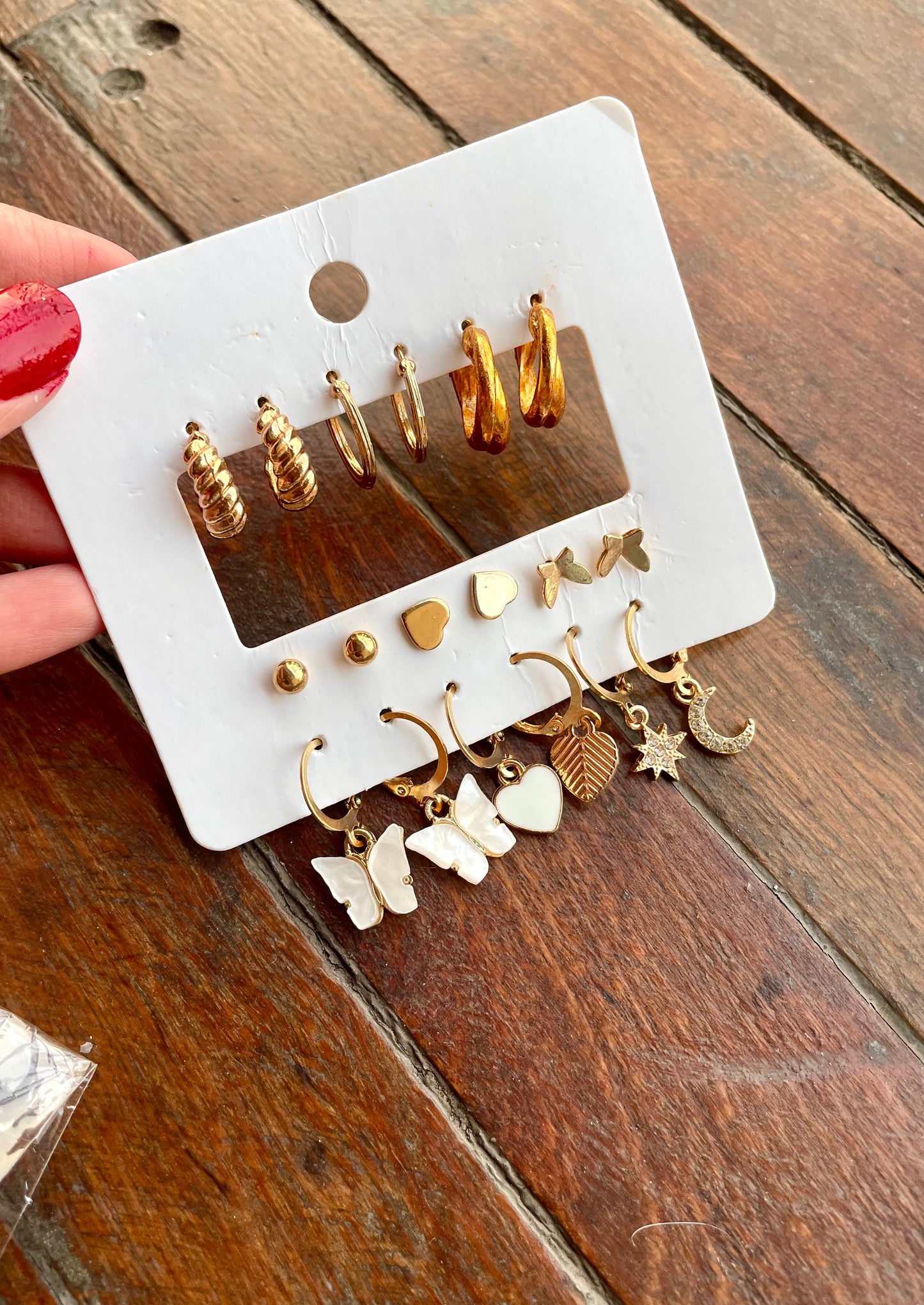 Buttercup Earrings set of 10