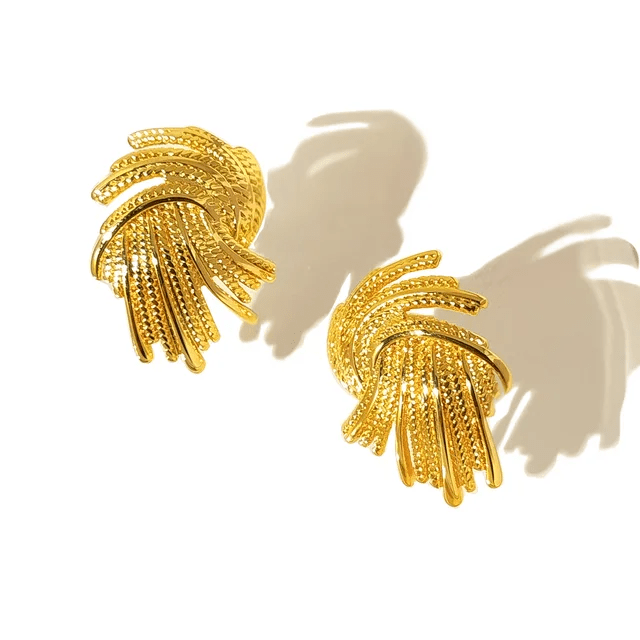 Amara Earring 18k Gold Anti Tarnish - SASSYNESS