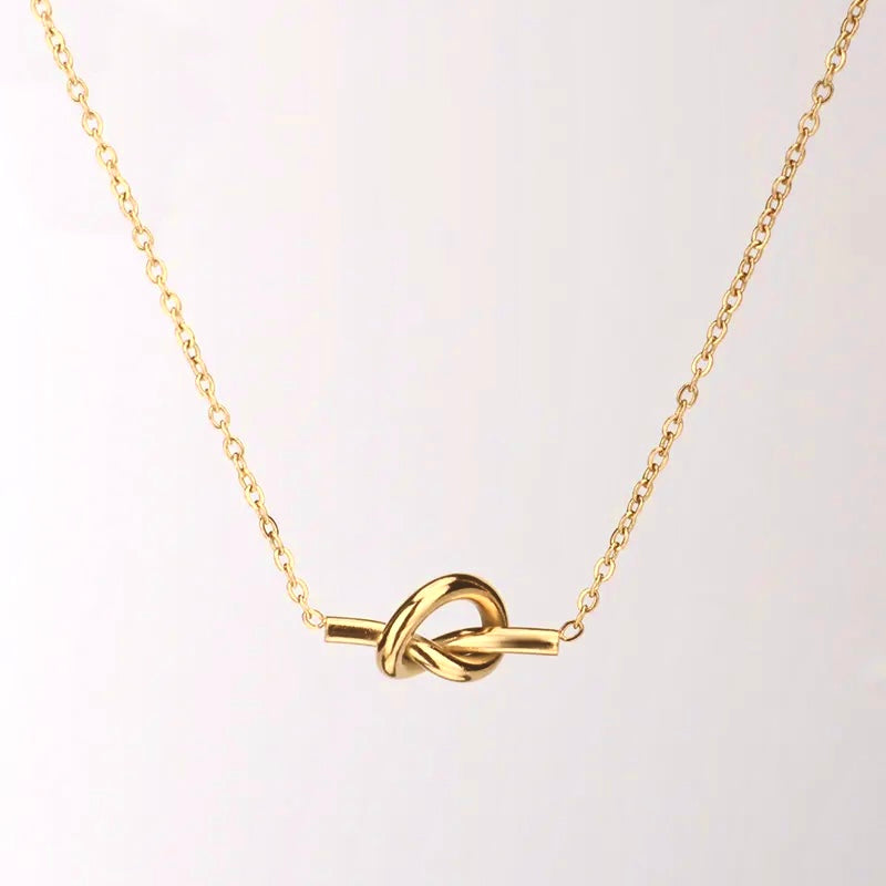 knot anti tarnish 18k gold stainless steel waterproof hypoallergenic necklace